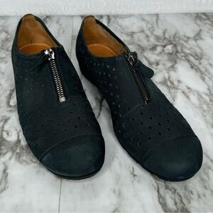 Gabor Nubuck‎ Punched Zip-Up Shoes in Dark Blue- Sz 5